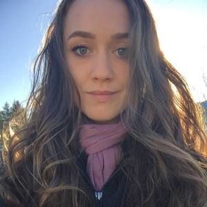 Meet your Posher, Nina